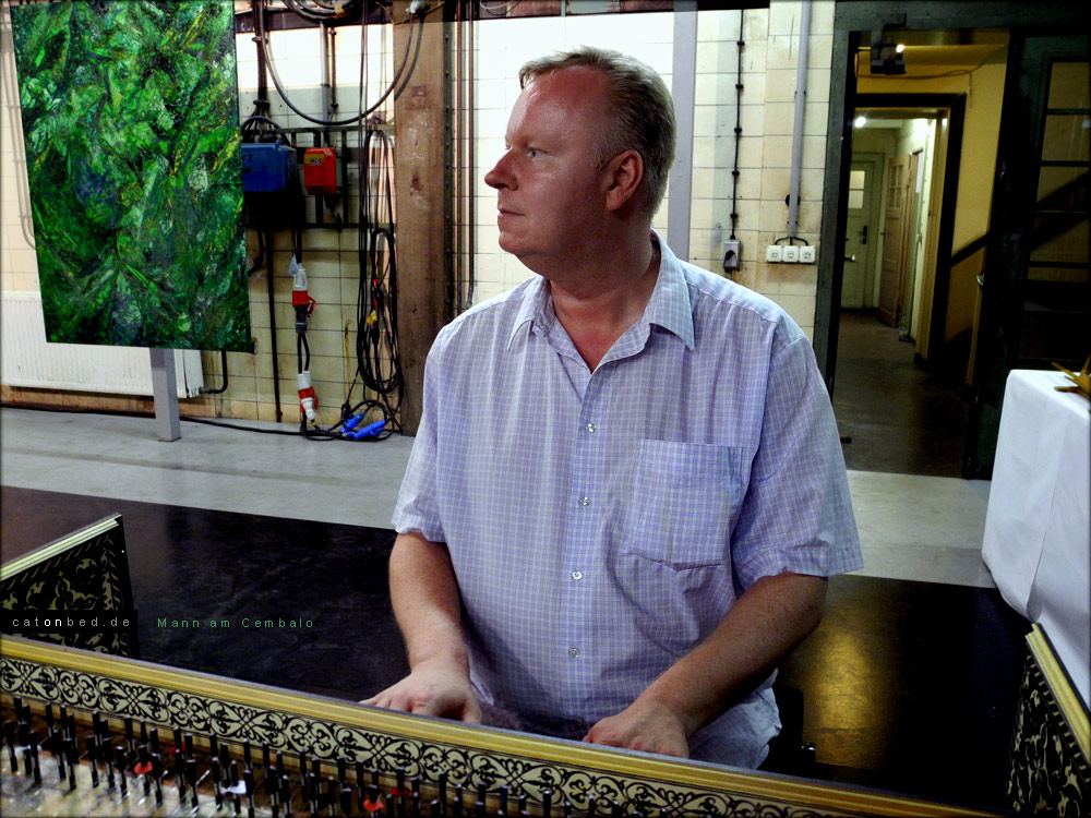Heiko Holtmeier spielt Cembalo-Musik 