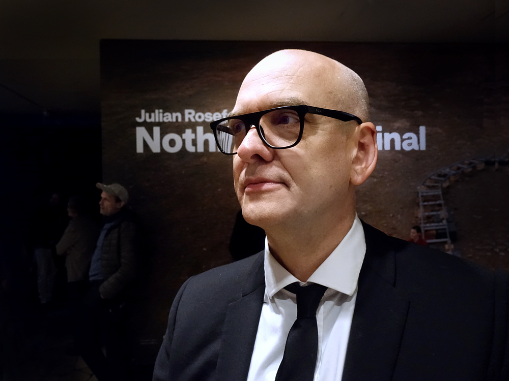 Im Eingangsbereich der Ausstellung Boris Eldagsen