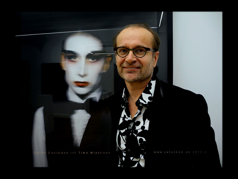  Aurora Reinhard and her selfportrait 2012