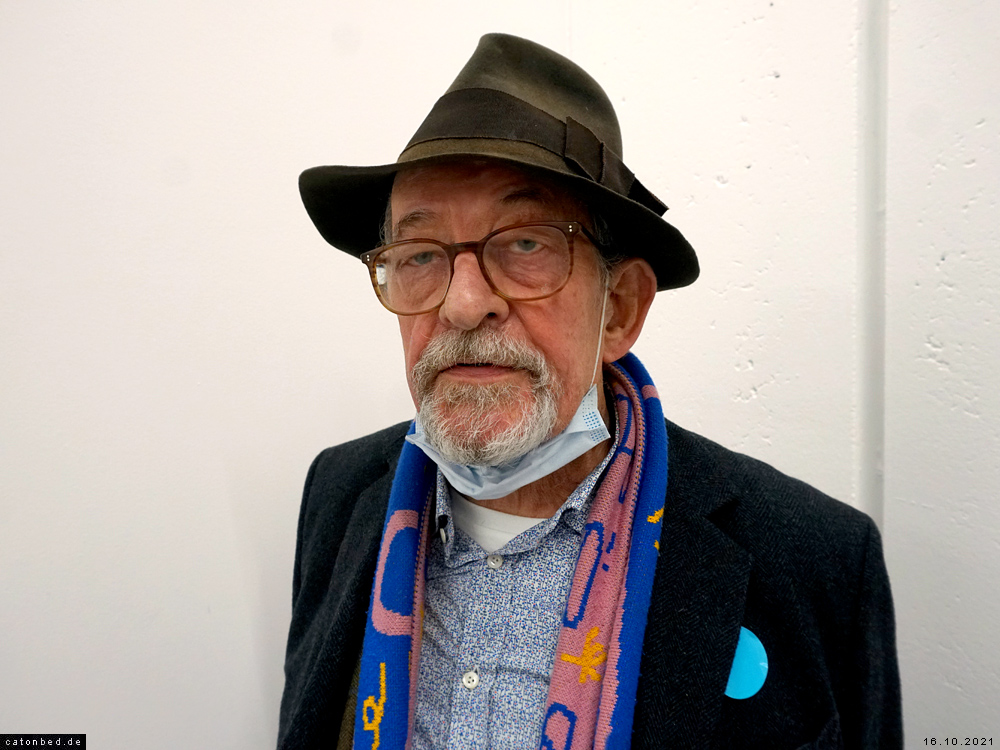 Efrimidis gallery - Kaspar Koenig, Ausstellungsmacher 