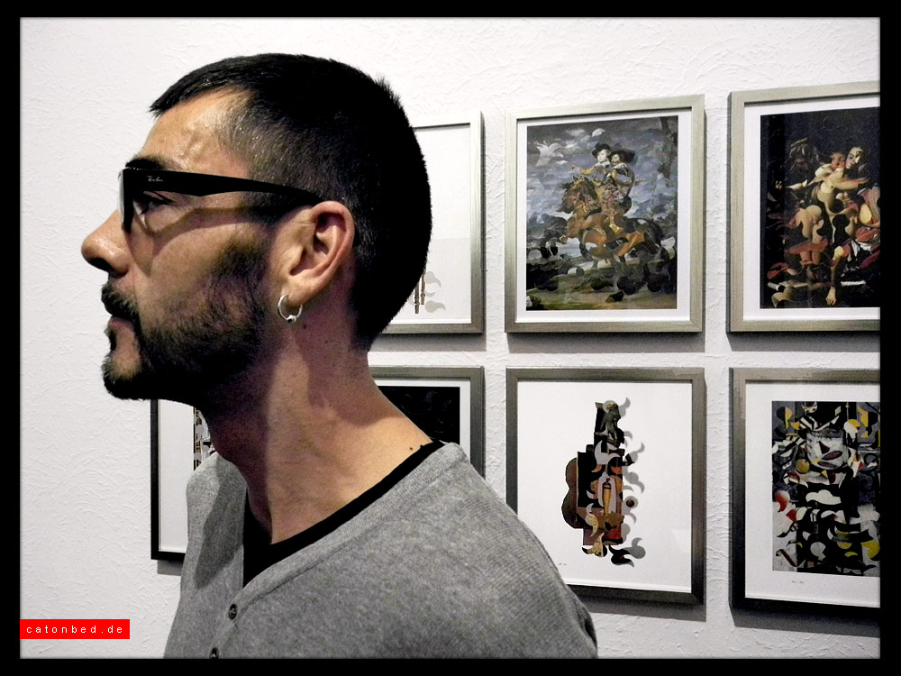 João Galrão in front of his work