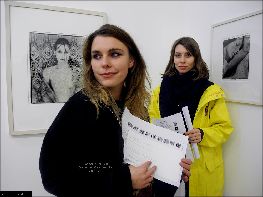 2 Frauen / Thomas Nitz