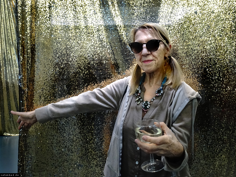 Lucy Eggs, K&uuml;nstlerin