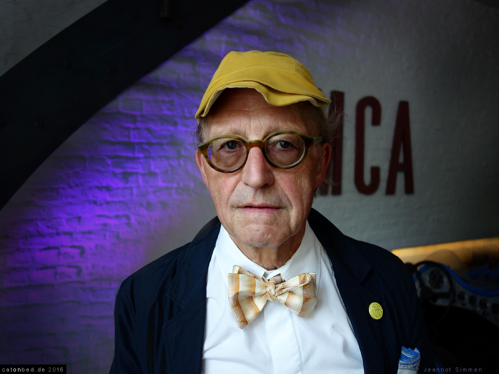 Dr. Jeannot Simmen