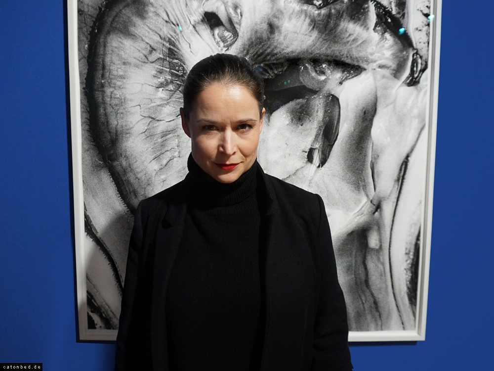 Paola Sieverding, artist - vor eigener Arbeit
