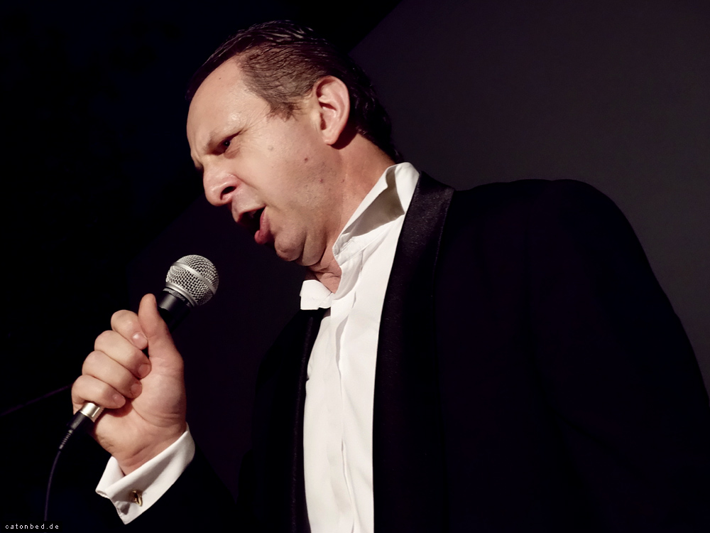 Villa Jacobs / Der Sänger Marek Picz