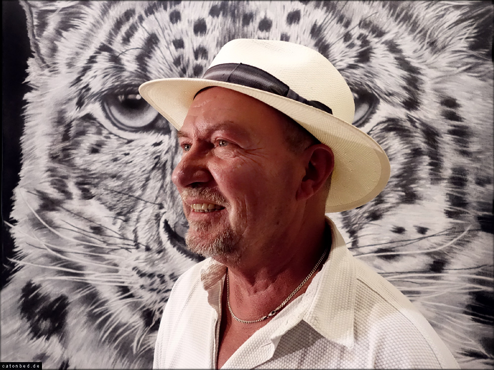Pogo Pogo, Künstler, 2019-8
