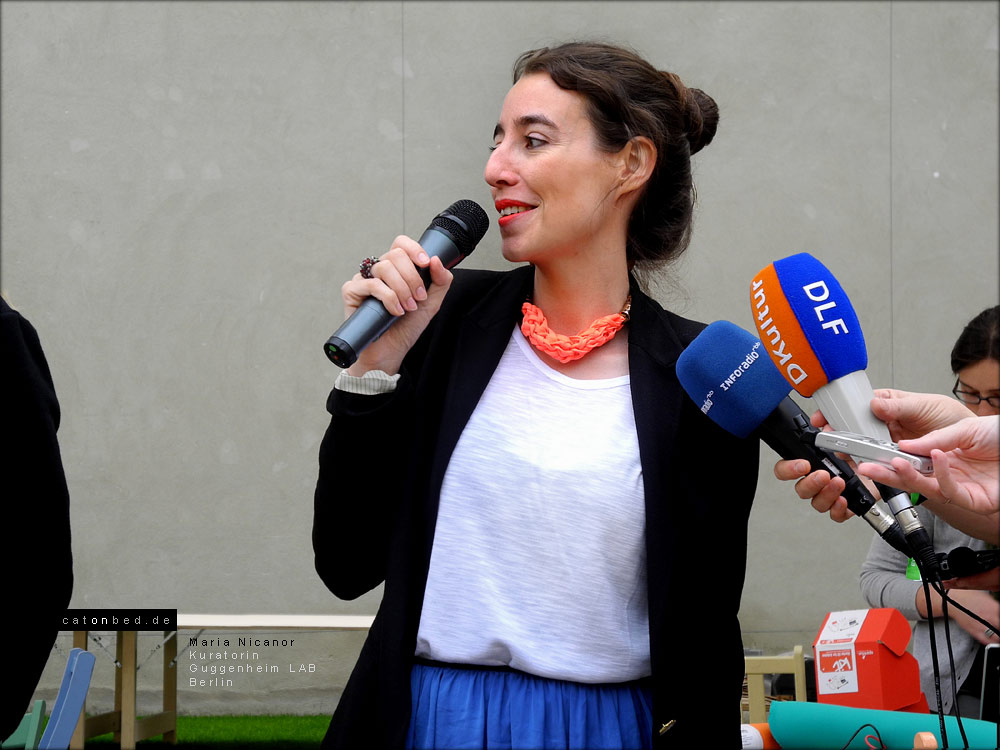 Maria Nicanor, Kuratorin