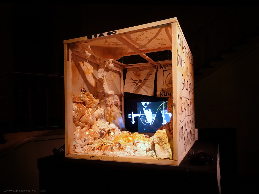 Jonathan - Meese - Box